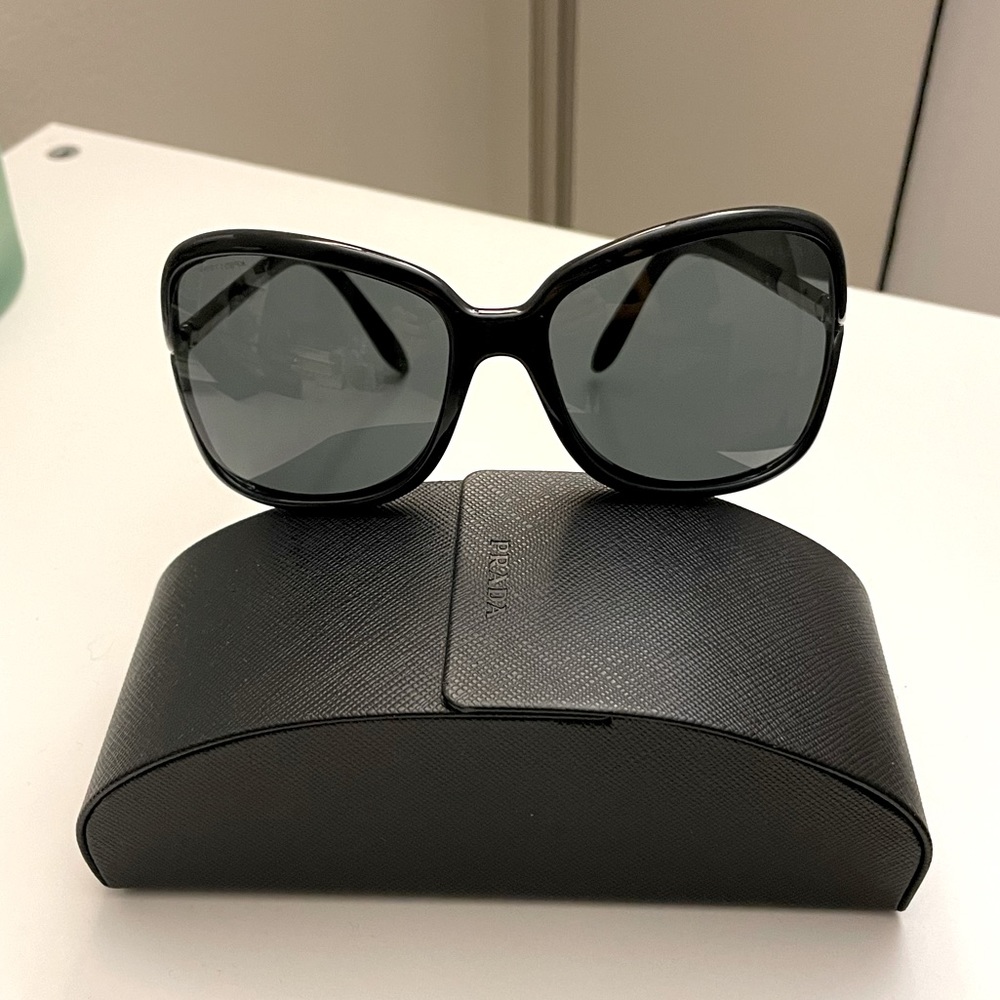 Prada black sunglasses - like new